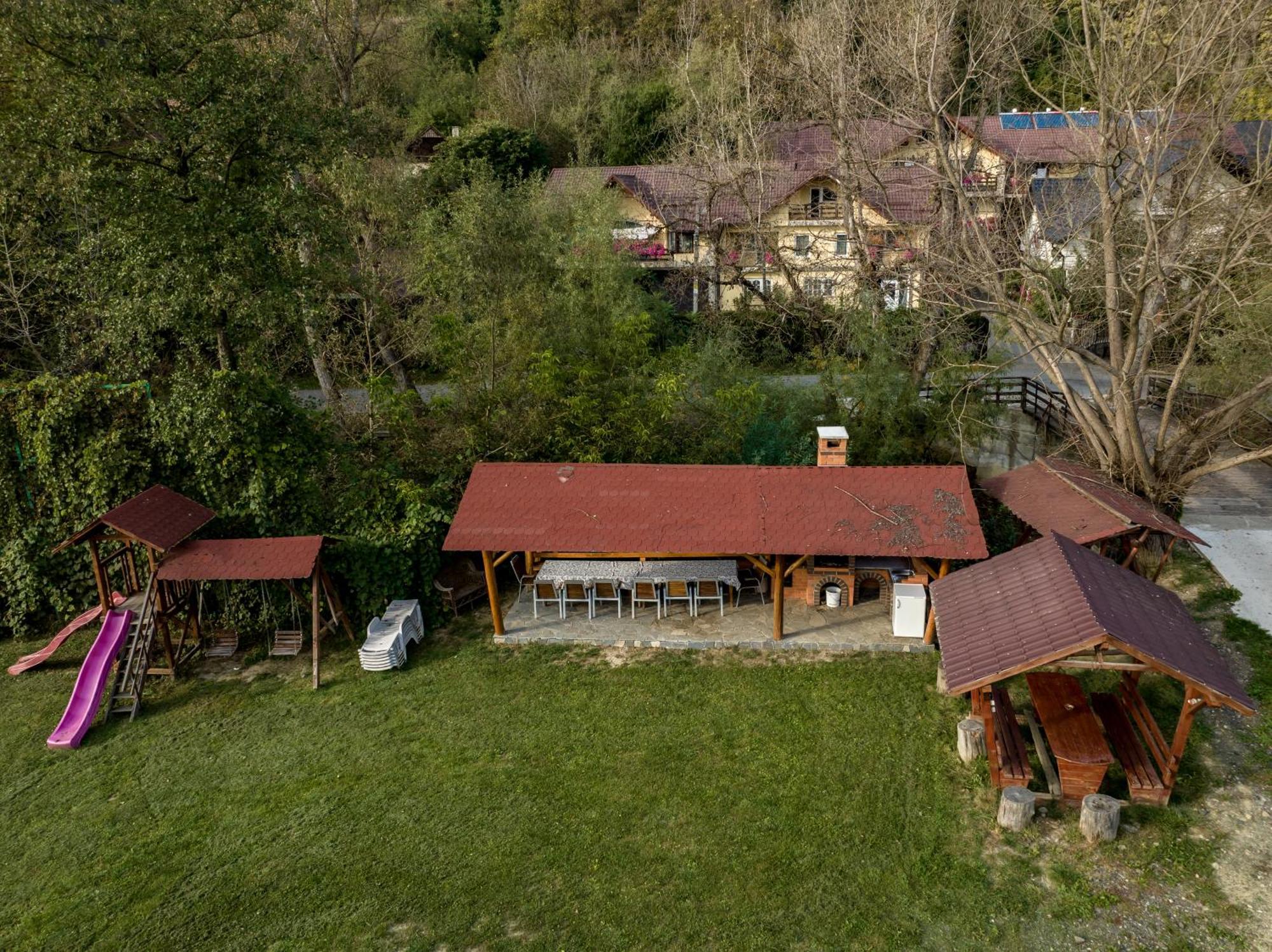 Pensiunea Marinela Sighetu Marmatiei Exterior photo